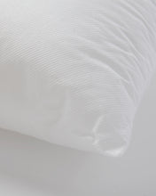 Load image into Gallery viewer, Fluff cushion filler 50 x 80 cm - image 3