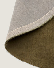 Load image into Gallery viewer, Empuries green round rug Ø200cm - image 6