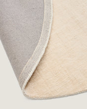 Load image into Gallery viewer, Empuries white round rug Ø200cm - image 6