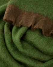 Load image into Gallery viewer, Odelna wool and acrylic throw with ruffles in green 130 x 170 cm - image 9