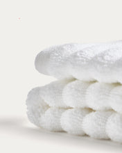 Load image into Gallery viewer, Navira 100% cotton white hand towel 50 x 90cm - image 11