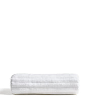 Load image into Gallery viewer, Navira 100% cotton white bath towel 70 x 140cm - image 3