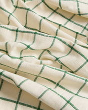 Load image into Gallery viewer, Adesta table runner in 100% cotton ecru with green checks 50 x 150 cm - image 4