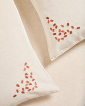 Load image into Gallery viewer, Virelda duvet cover and pillowcase set in beige cotton and linen with embroidered detail for 180cm bed - image 2