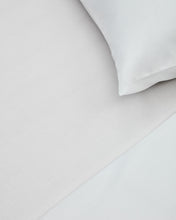Load image into Gallery viewer, Teia 100% cotton percale fitted bed sheet, 180 thread count, white, for 160 cm bed - image 3