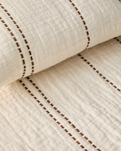 Load image into Gallery viewer, Siloda beige striped double-gauze cotton bedspread for 150/160cm bed - image 5