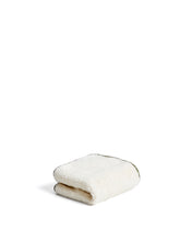 Load image into Gallery viewer, Sedora 100% cotton towel with green contrast detail 30 x 50cm
