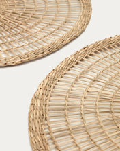 Load image into Gallery viewer, Palau set of 2 round placements made of natural fibers in a natural finish, 38 x 38 cm - image 4