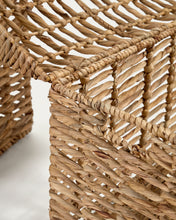 Load image into Gallery viewer, Xuliana set of 2 natural fibre trunks, with a natural finish - image 4