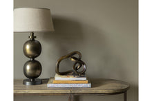 Load image into Gallery viewer, Annelie Table Lamp