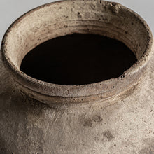 Load image into Gallery viewer, Phelles Vase