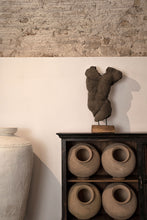 Load image into Gallery viewer, Phelles Vase