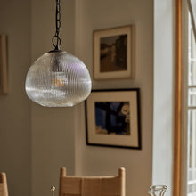 Load image into Gallery viewer, Malton Round Pendant