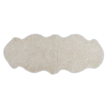 Load image into Gallery viewer, Tussock Sheepskin Double Rug