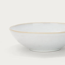 Load image into Gallery viewer, Clovelly Salad Bowl