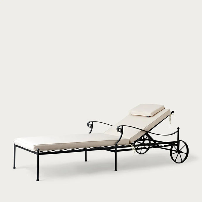Cheltenham Sunlounger with Cushions
