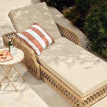 Load image into Gallery viewer, Longmeadow Sunlounger
