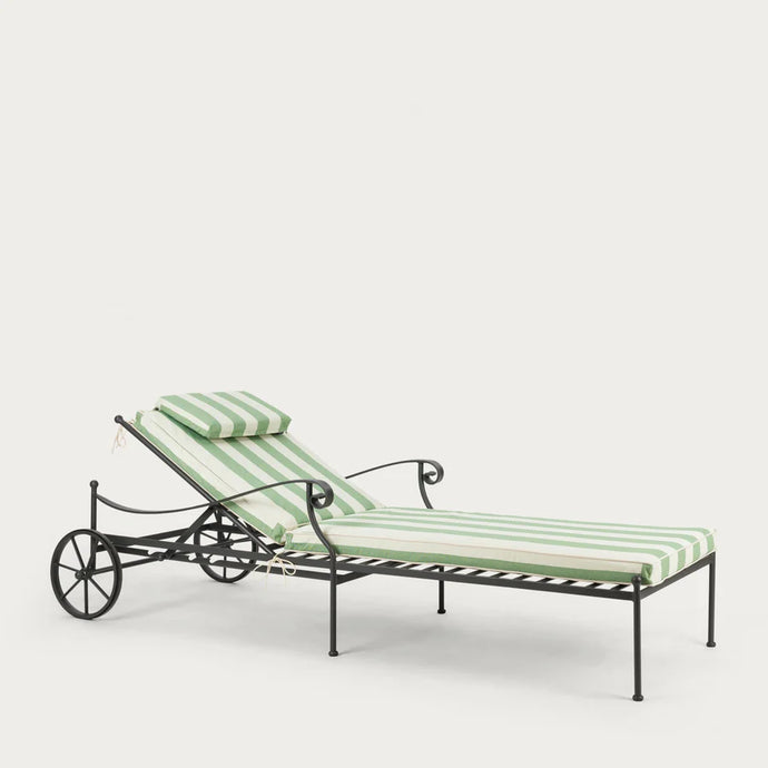 Cheltenham Sunlounger with Cushions