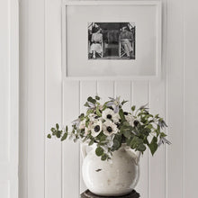 Load image into Gallery viewer, Haybrook Round Vase