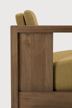 Load image into Gallery viewer, Roan lounge chair - Amber