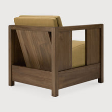 Load image into Gallery viewer, Roan lounge chair - Amber