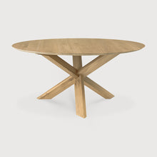 Load image into Gallery viewer, Oak Circle Round Dining Table